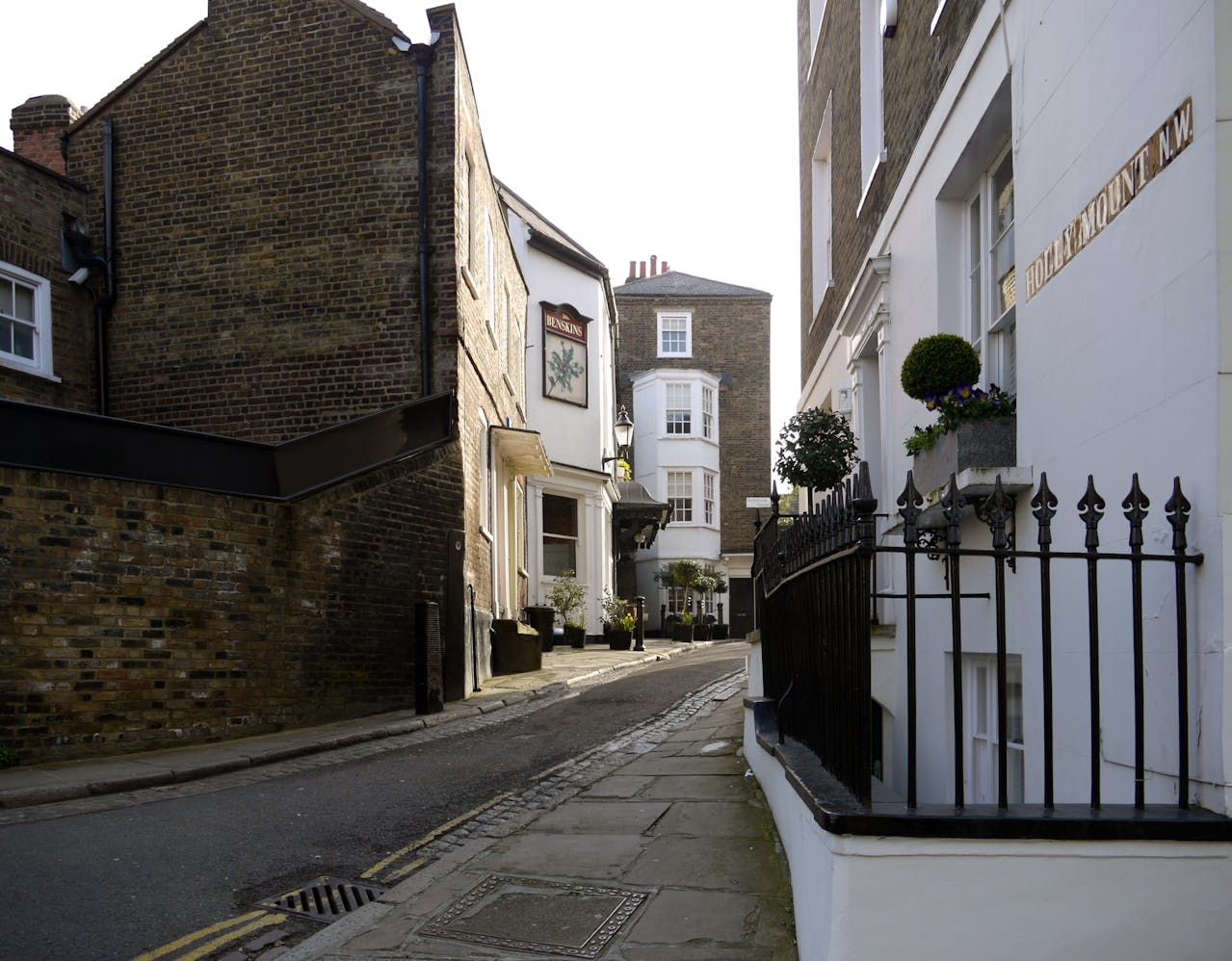 celebrity properties in hampstead