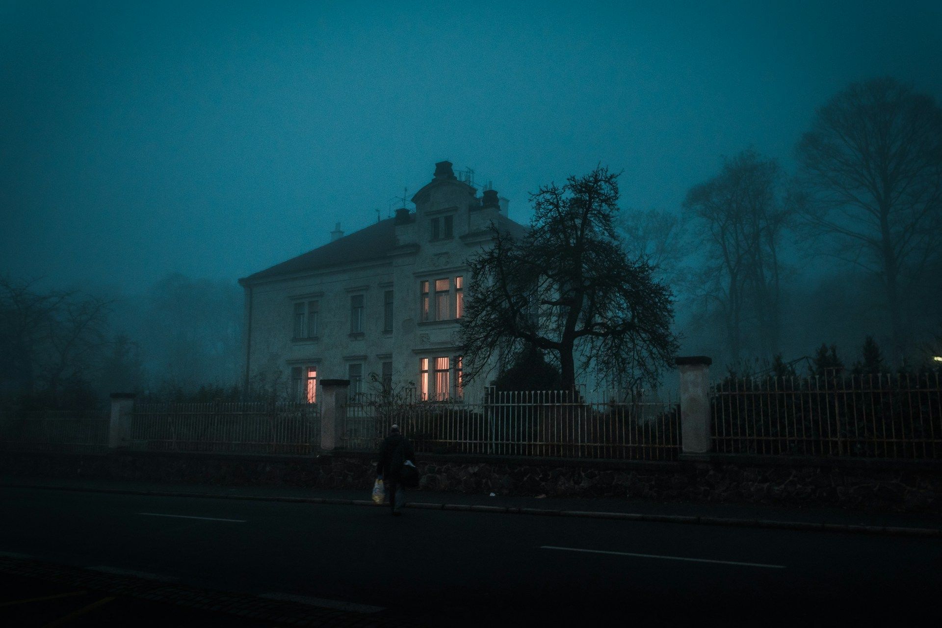 haunted houses for sale uk