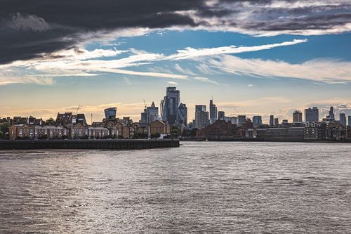 uk_house_prices_slow_after_record_highs